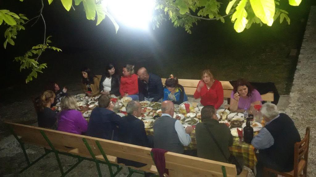 Вілла Buni Shqipes Теті Екстер'єр фото